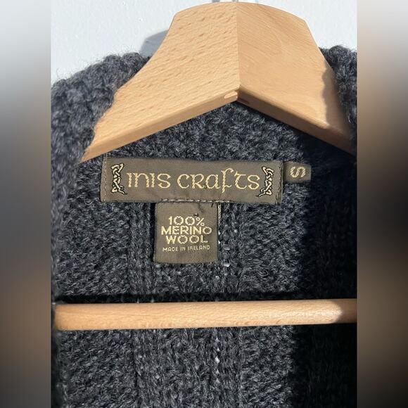 Inis Crafts cable knit sweater merino wool charcoal grey Irish wool grannycore - Picture 3 of 5